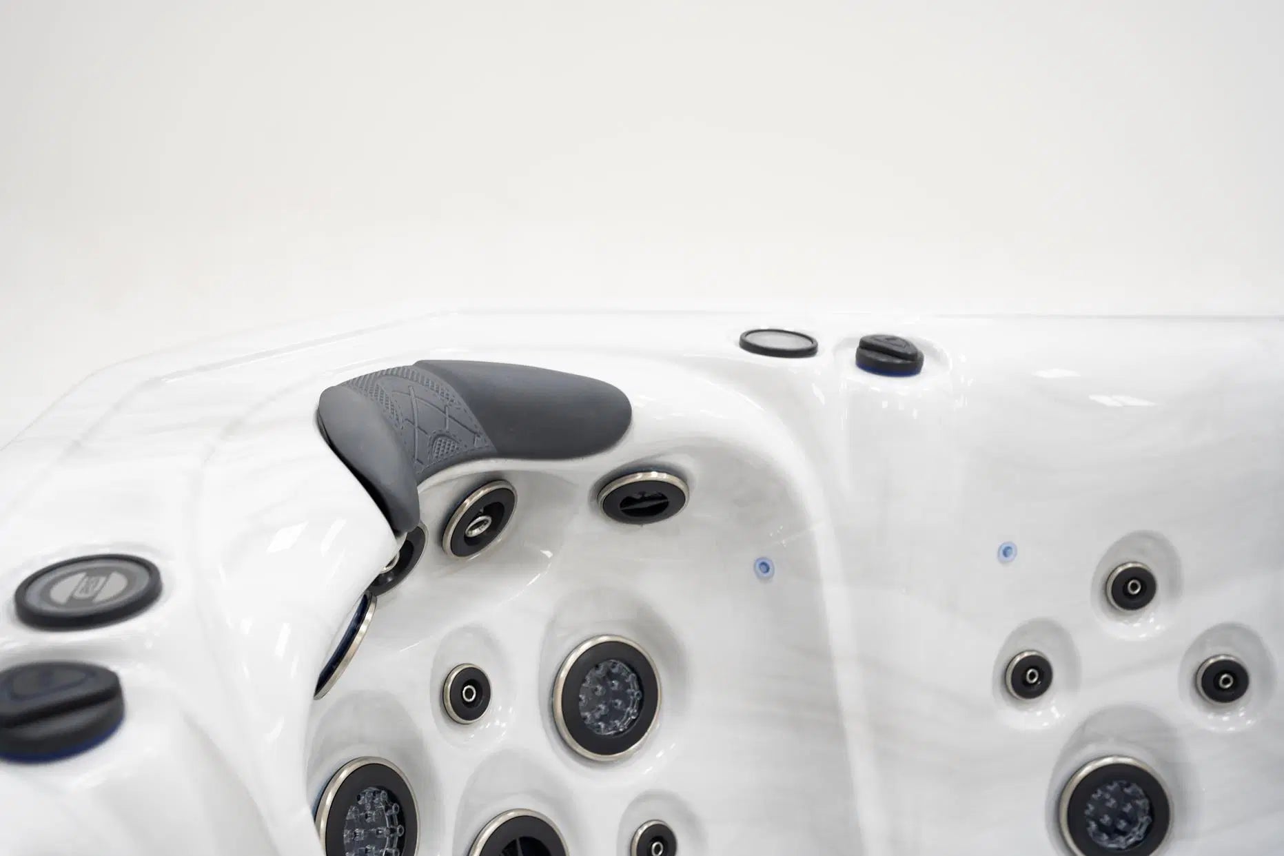 Levi pro ulkoporeallas