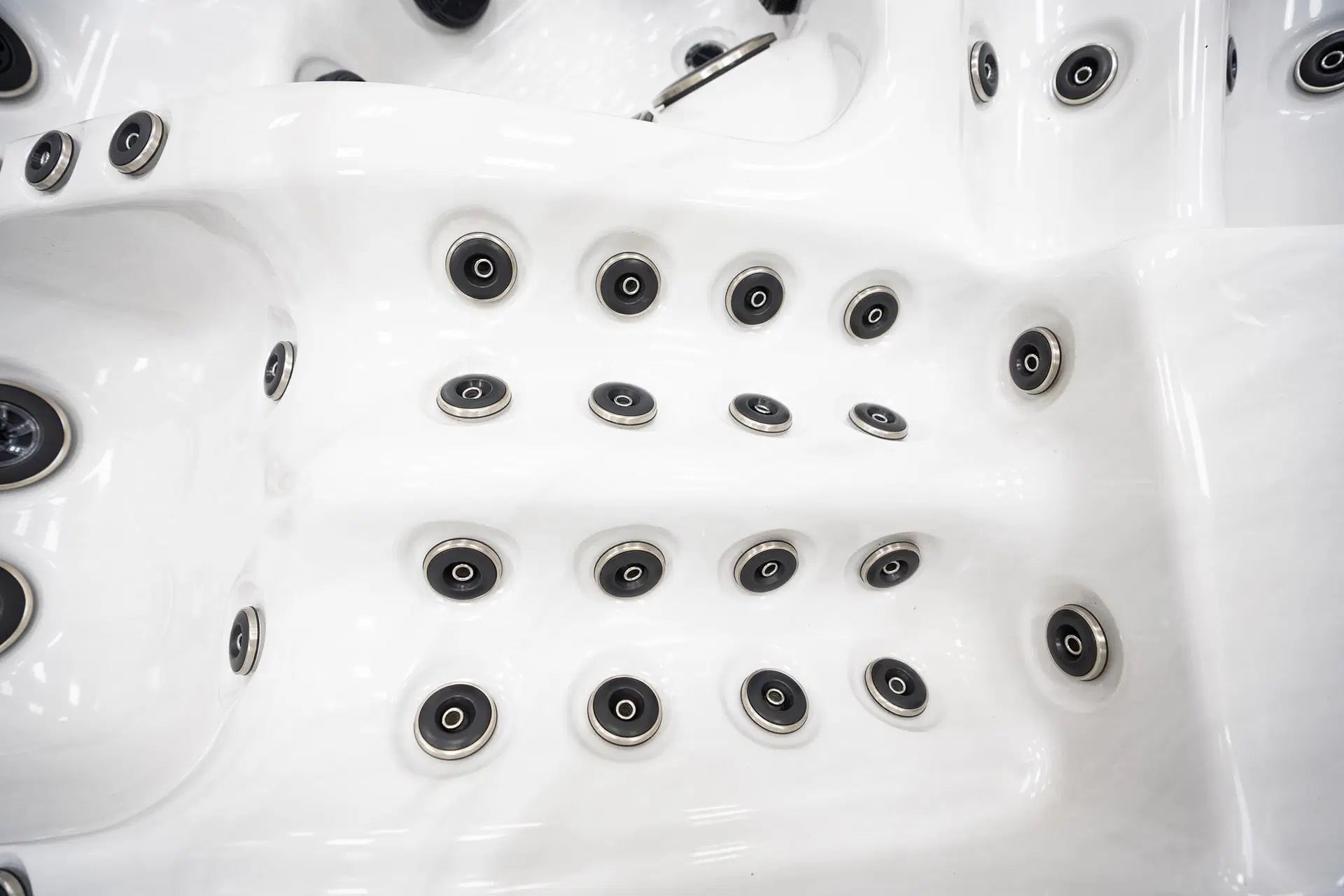 Levi pro ulkoporeallas